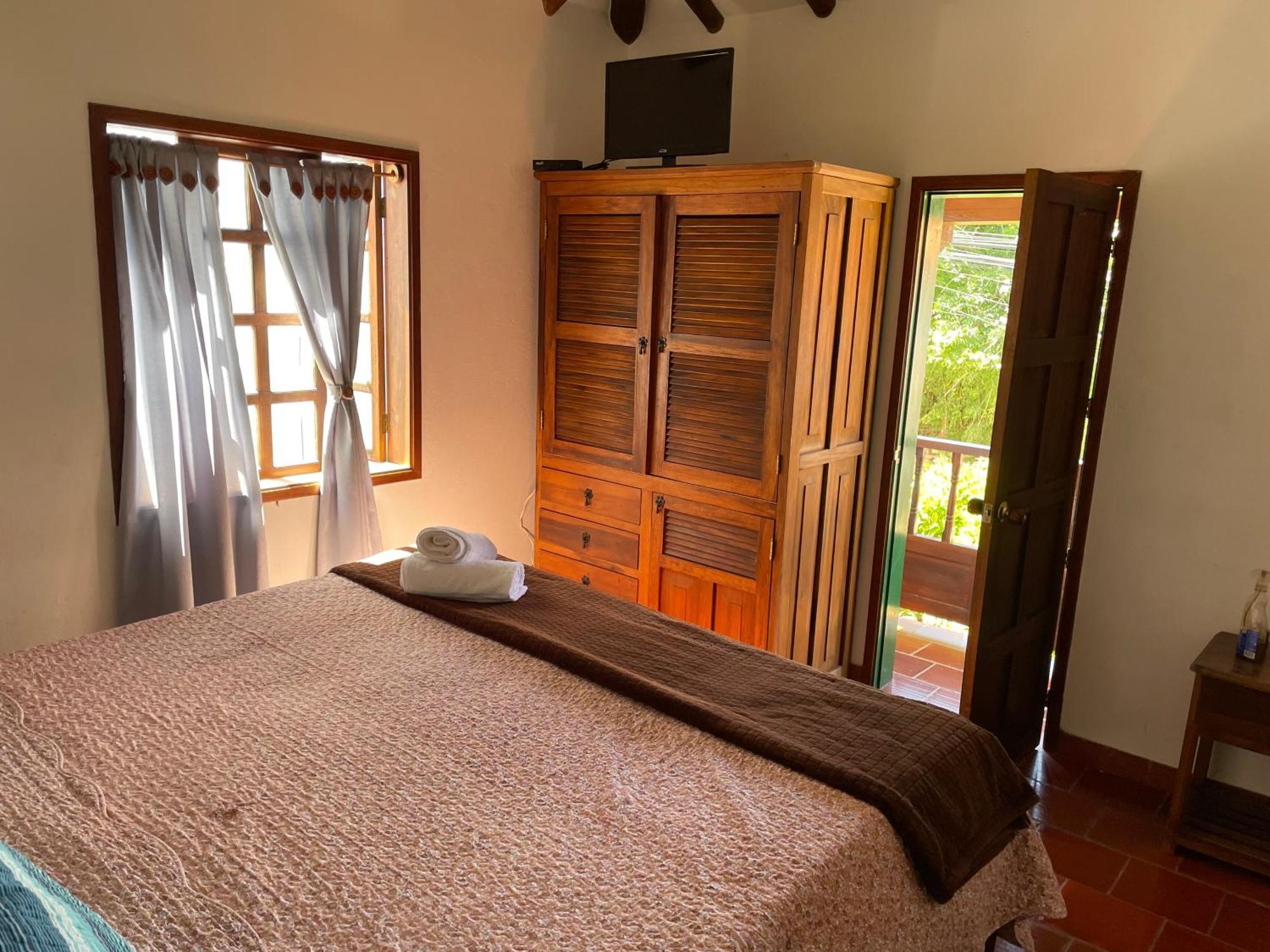 Hostal El Pino 비야 데 레이바 외부 사진
