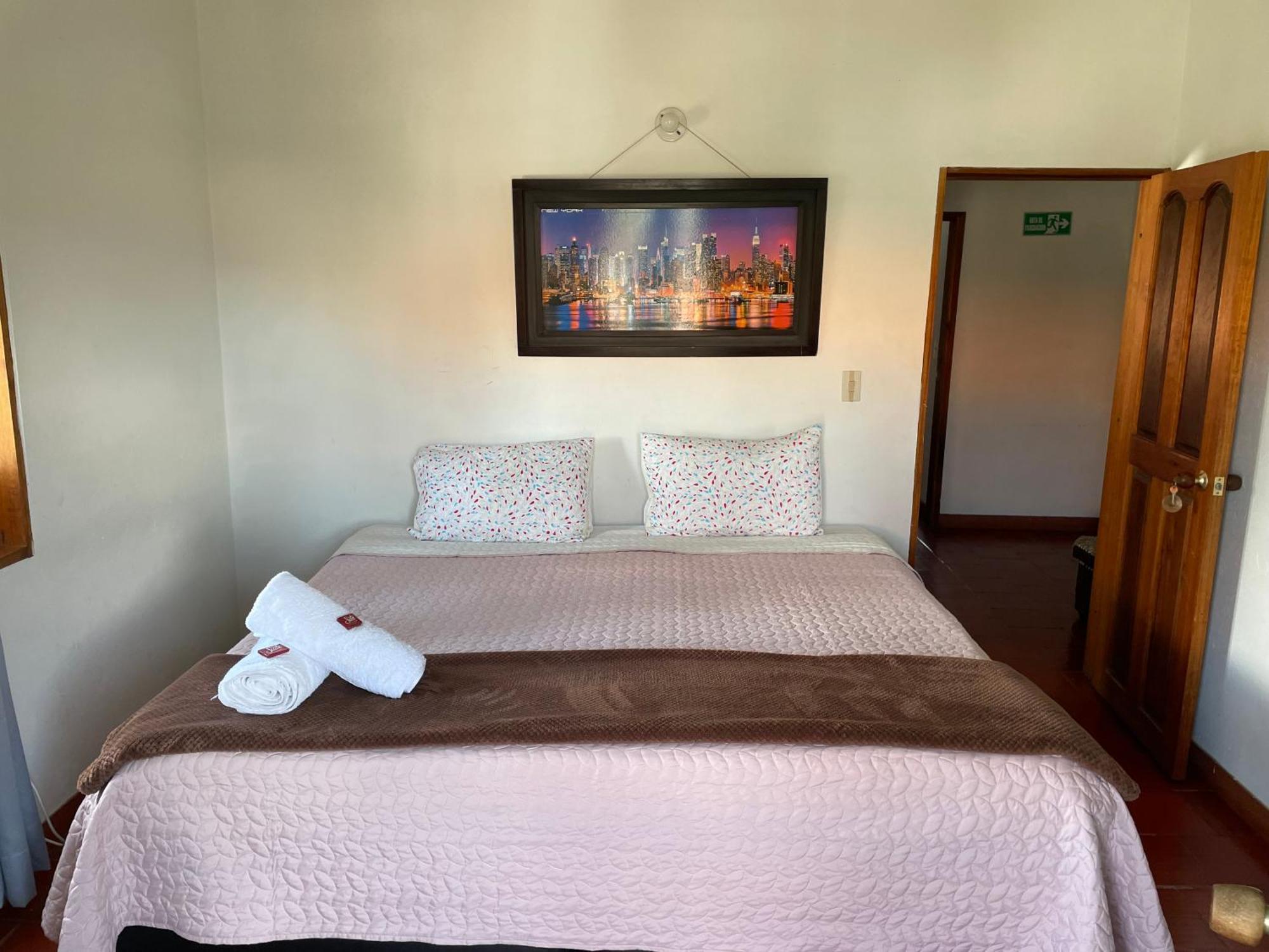 Hostal El Pino 비야 데 레이바 외부 사진