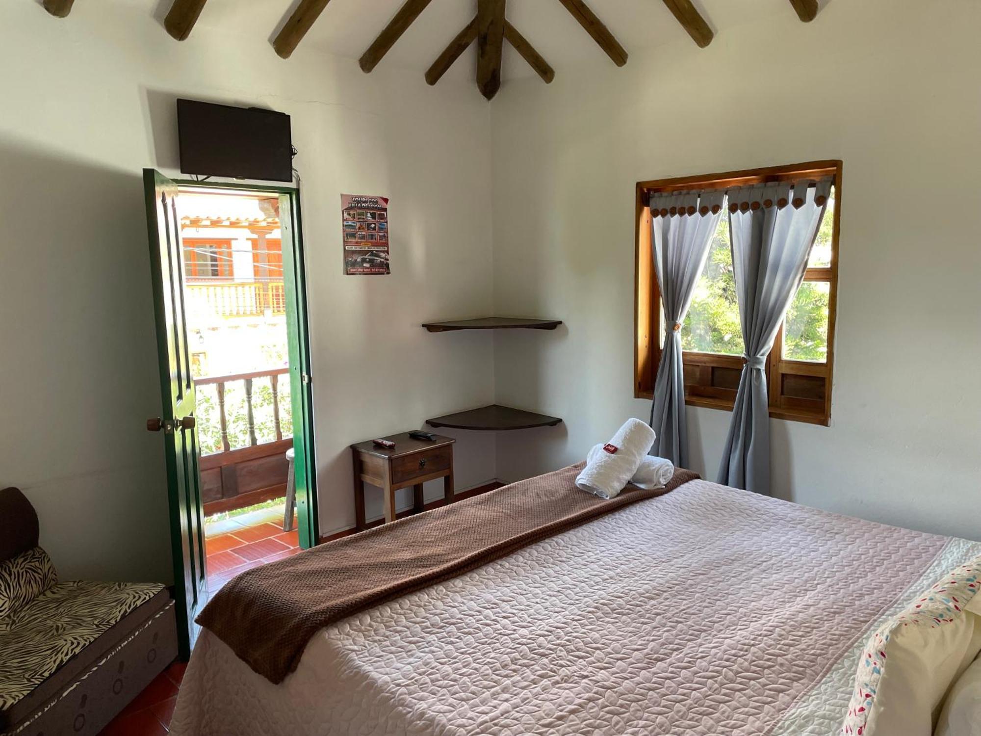 Hostal El Pino 비야 데 레이바 외부 사진