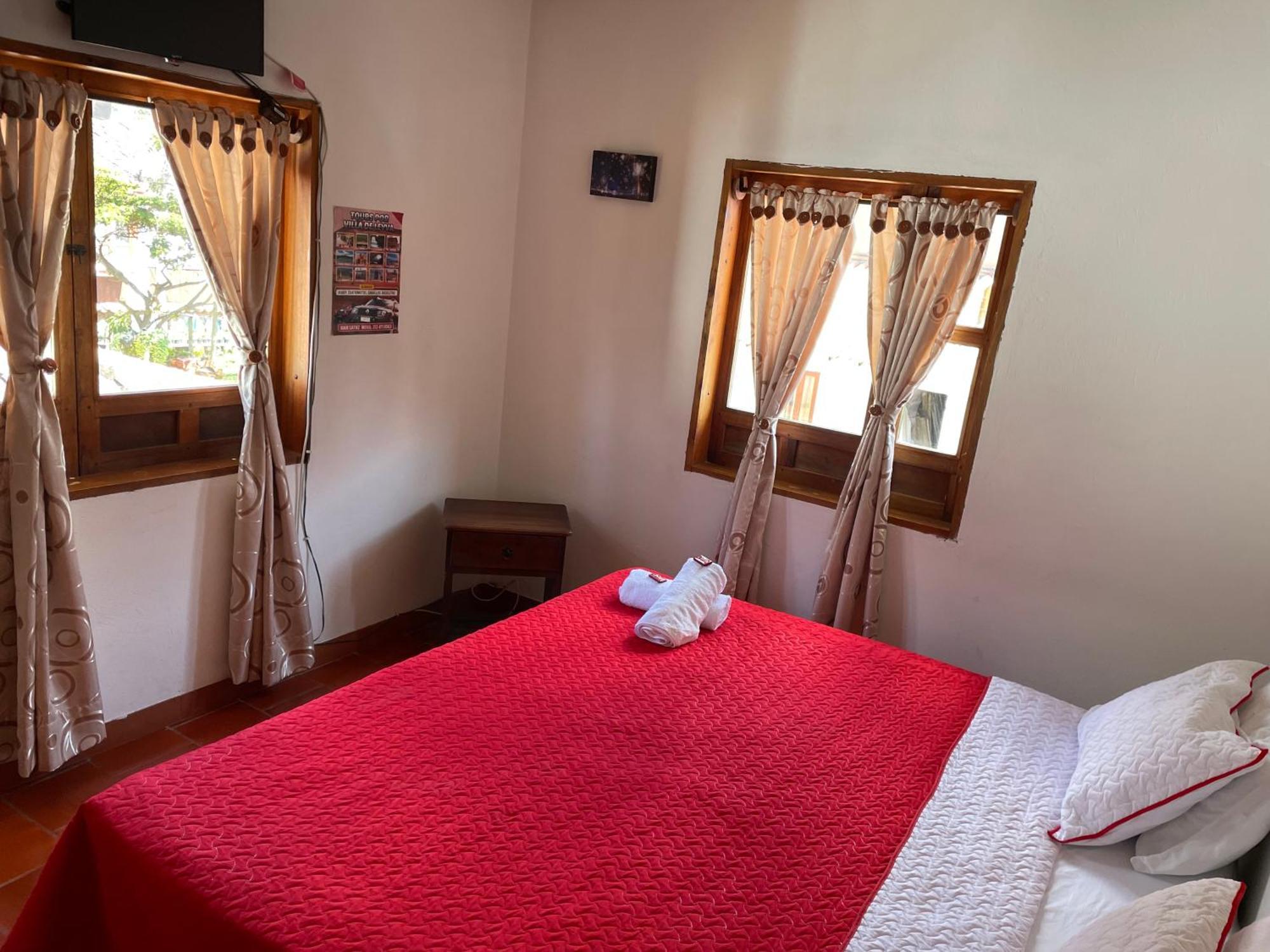 Hostal El Pino 비야 데 레이바 외부 사진
