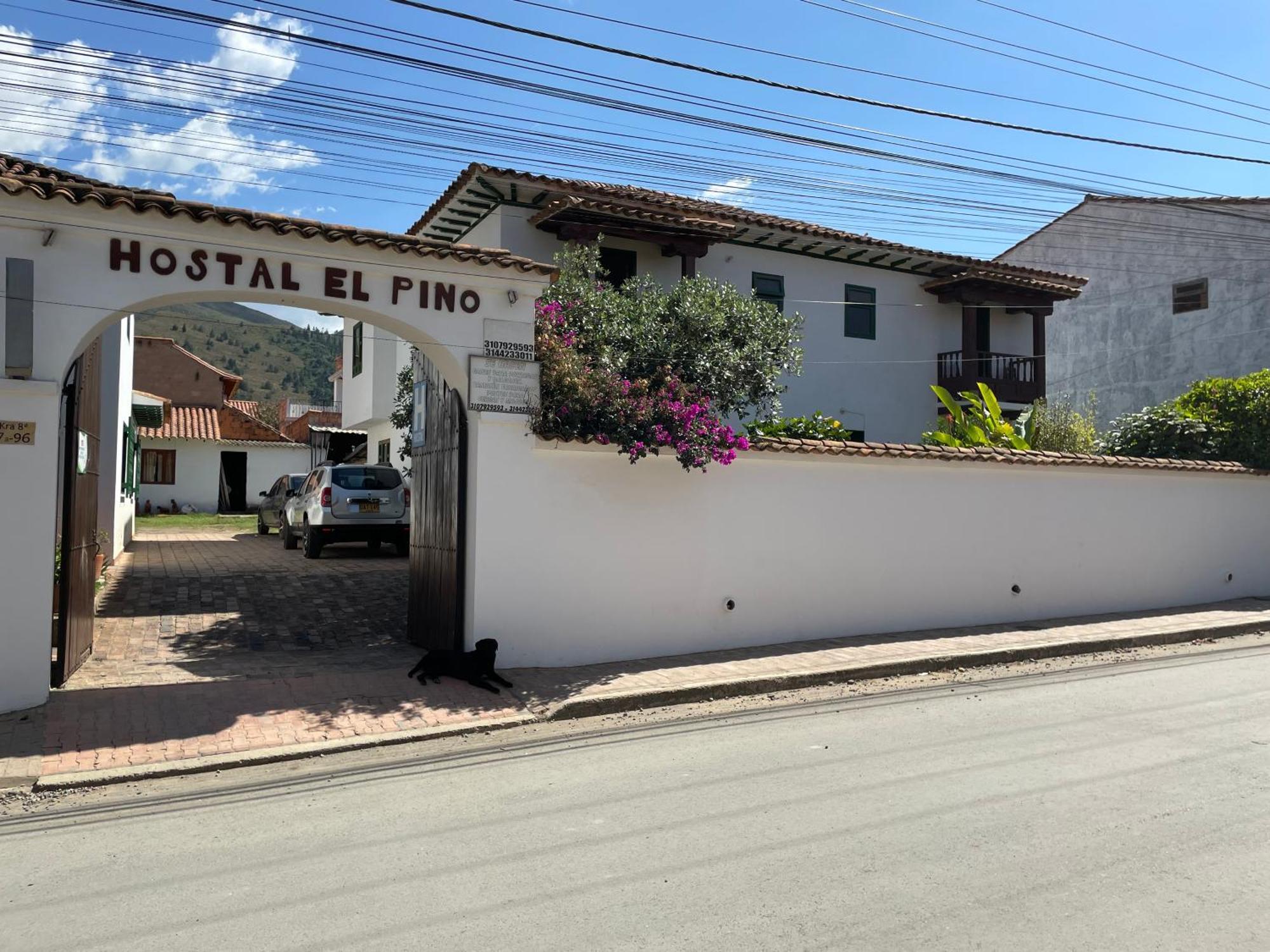 Hostal El Pino 비야 데 레이바 외부 사진