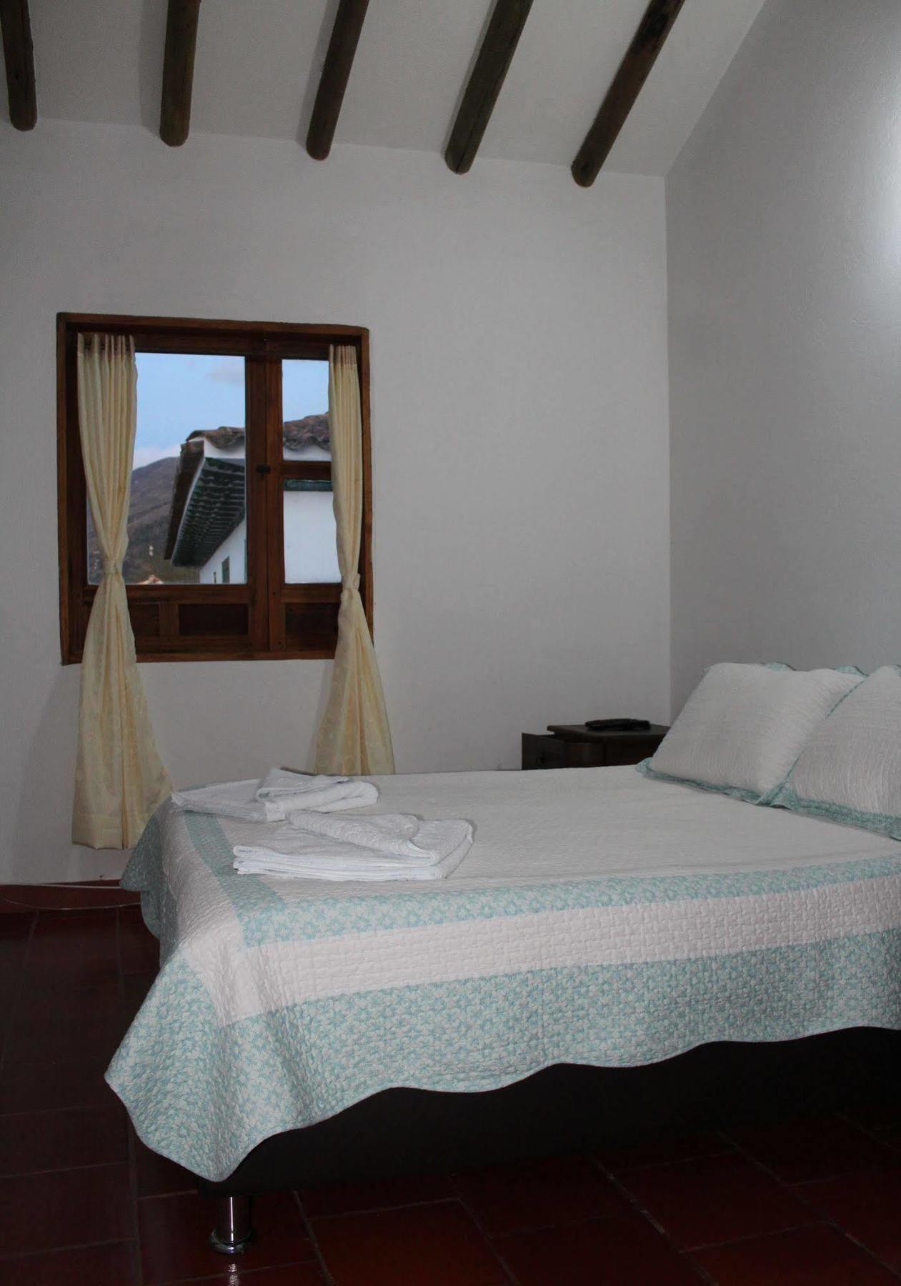 Hostal El Pino 비야 데 레이바 외부 사진