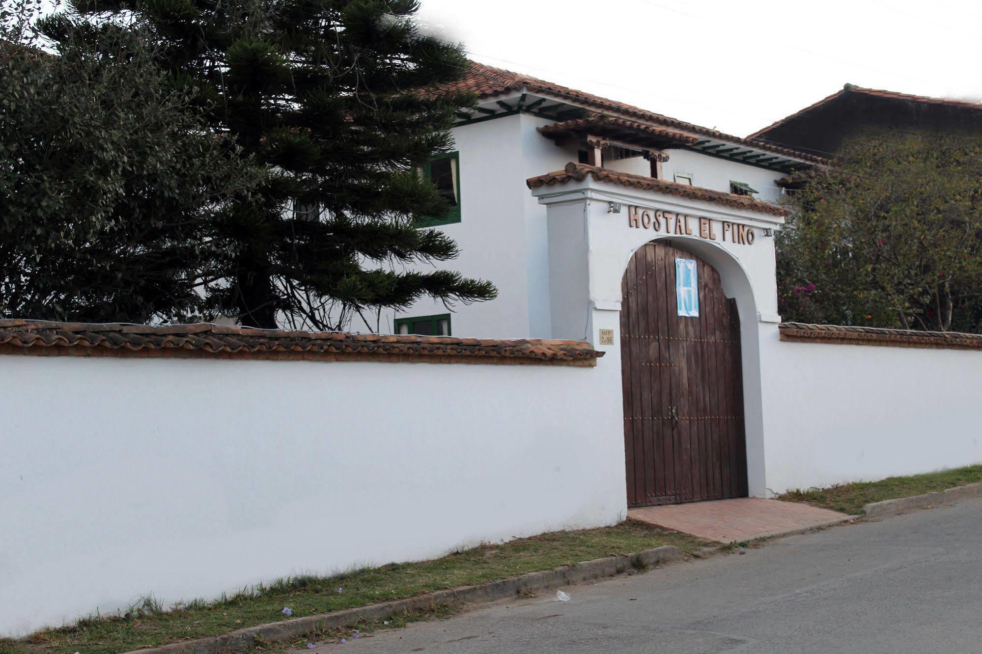 Hostal El Pino 비야 데 레이바 외부 사진